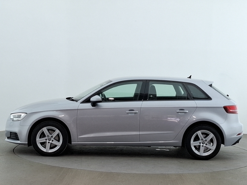 Audi A3 1.0 Tfsi Se Technik PJ68MTF Silver #4