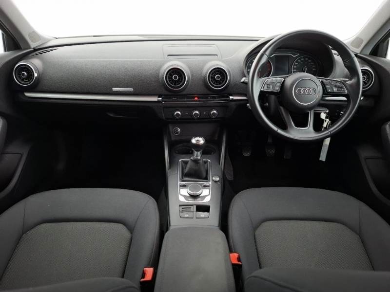 Audi A3 1.0 Tfsi Se Technik PJ68MTF Silver #3