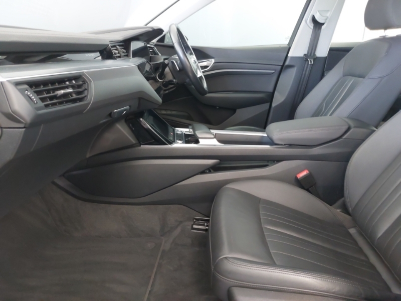 Audi E-tron 230Kw 50 Quattro 71Kwh Technik Grey #5