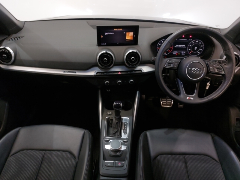 Audi Q2 35 Tfsi S Line S Tronic FA23LLV Blue #3