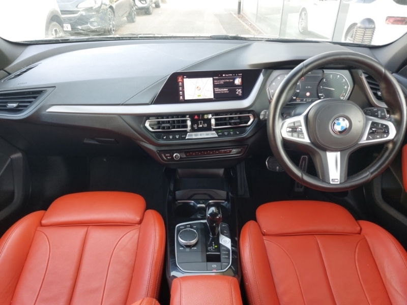 BMW 1 Series 118I M Sport Step D11WYO Black #3