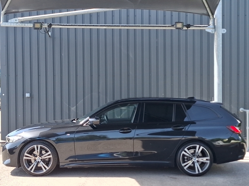 BMW 3 Series 320I M Sport Step YG24NTZ Black #4