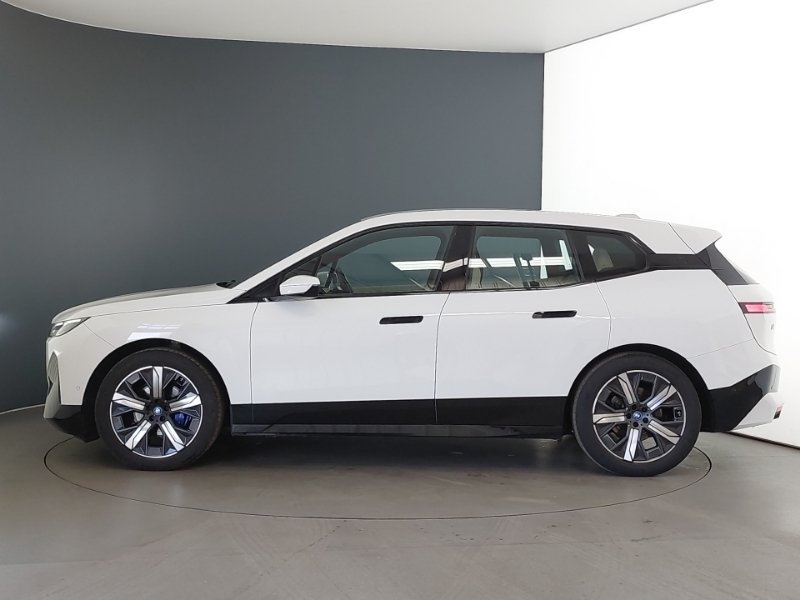 BMW iX 240Kw Xdrive40 M Sport 76.6Kwh White #4