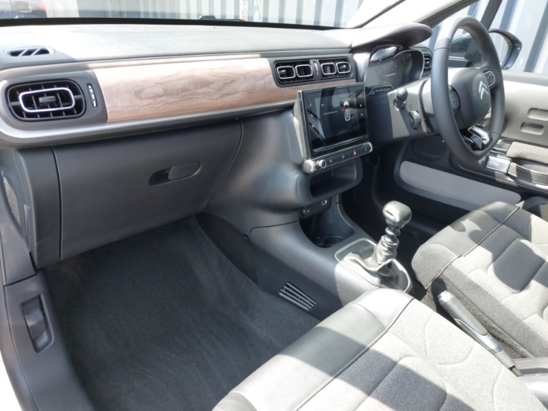 Citroen C3 1.2 Puretech 110 Shine Plus KJ23VHY White #5
