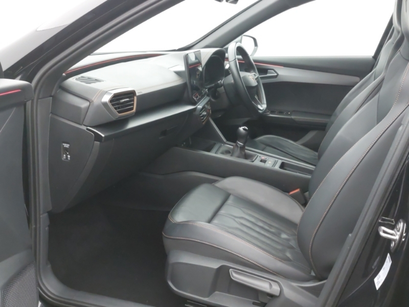 Cupra Formentor 1.5 Tsi 150 V2 DG72ETZ Black #5