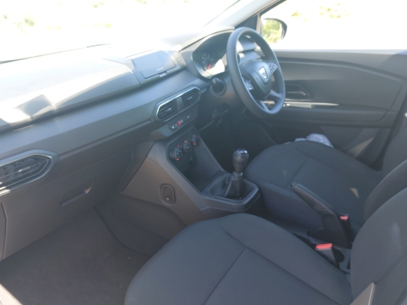 Dacia Sandero 1.0 Sce Essential SG22PXZ Black #5