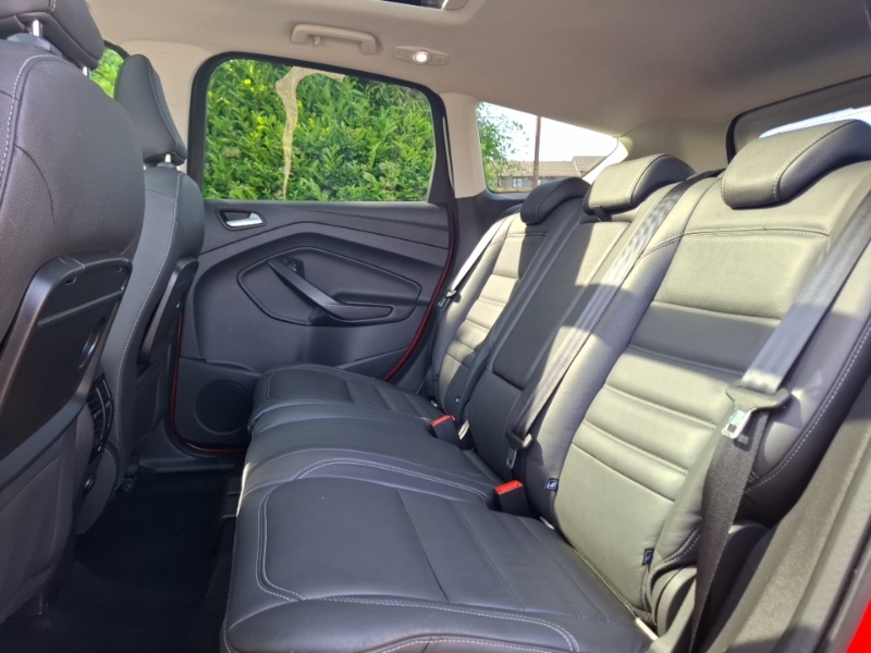 Ford Kuga 2.0 Tdci Titanium X Edition 2Wd WG69DVZ Red #6