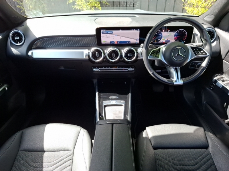 Mercedes-Benz GLB Class Glb 200 Sport Executive 7G-tronic KU25UKH Silver #3