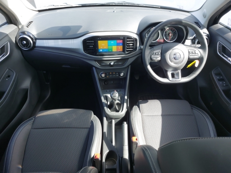 MG MG3 1.5 Vti-tech Exclusive Navigation Black #3