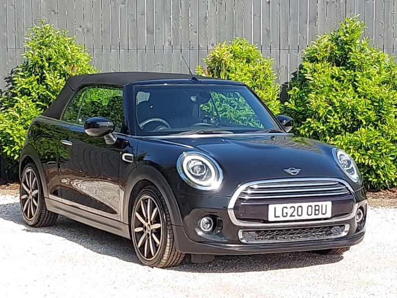 Mini Convertible 1.5 Cooper Exclusive II Comfort Pack Black