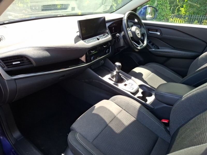 Nissan Qashqai 1.3 Dig-t Mh N-connecta Glass Roof WF23LXM Blue #5