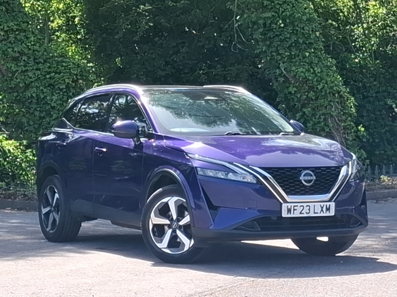 Nissan Qashqai 1.3 Dig-t Mh N-connecta Glass Roof WF23LXM Blue