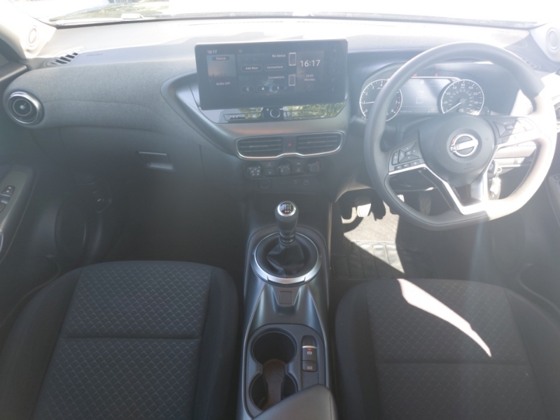 Nissan Juke 1.0 Dig-t Acenta Premium PN25SXW Black #3