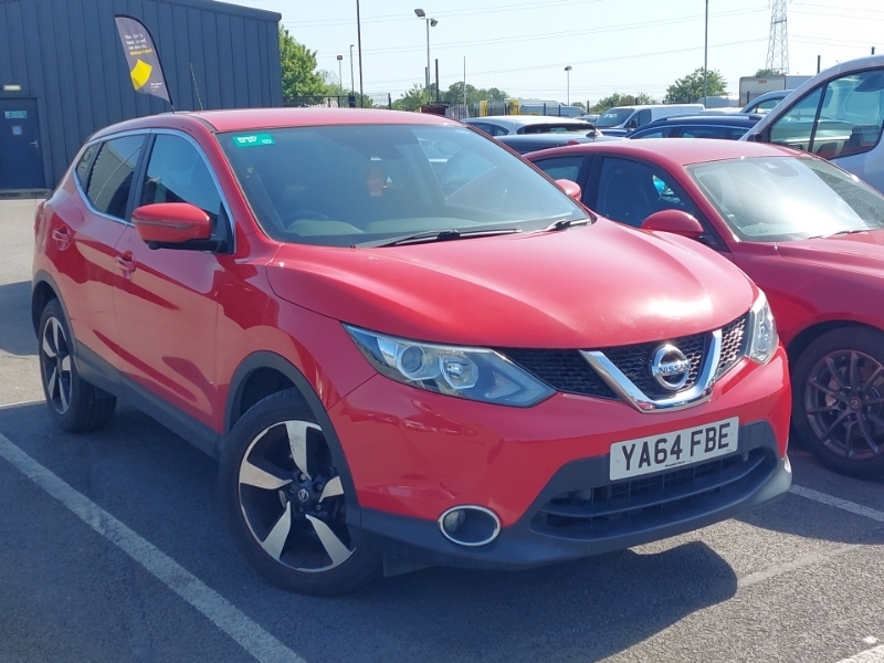 Nissan Qashqai 1.5 Dci N-tec Red