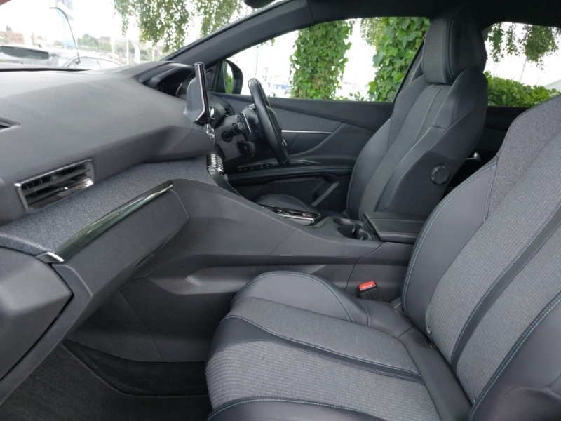 Peugeot 3008 1.5 Bluehdi Allure Premium Eat8 YS23OVJ Grey #5