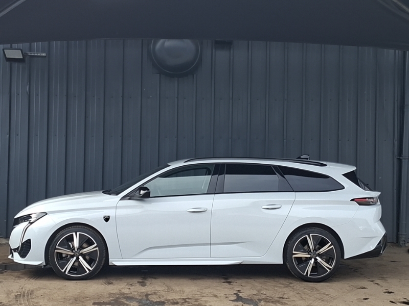 Peugeot 308 1.2 Hybrid 136 Gt E-dsc6 KP25LML White #4