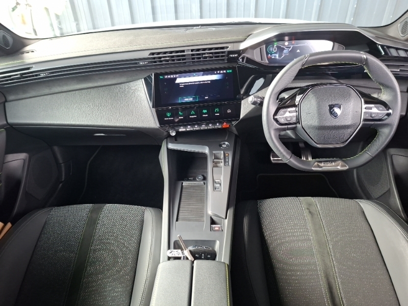 Peugeot 308 1.2 Hybrid 136 Gt E-dsc6 KP25LML White #3