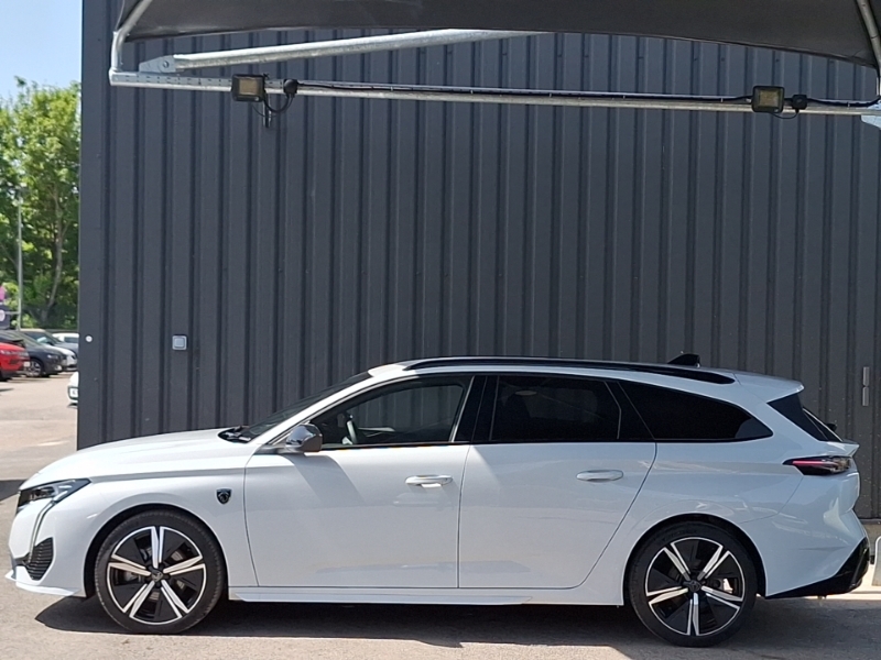 Peugeot 308 1.2 Hybrid 136 Gt E-dsc6 KM25VVN White #4
