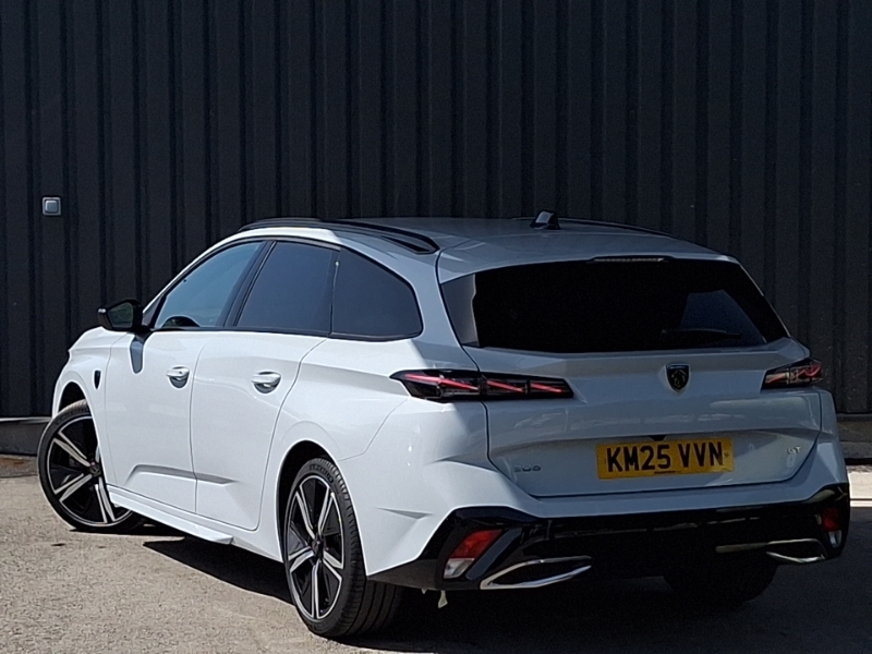 Peugeot 308 1.2 Hybrid 136 Gt E-dsc6 KM25VVN White #2