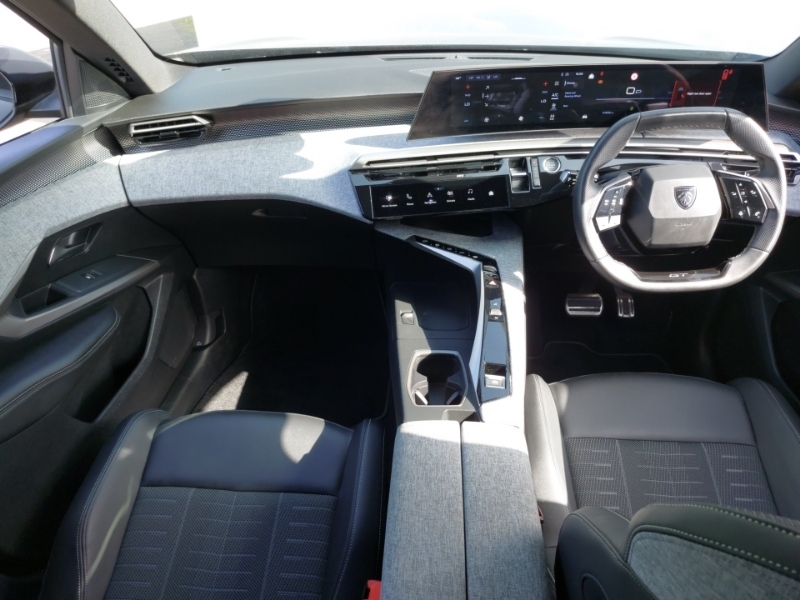 Peugeot 5008 1.2 Hybrid 136 Gt E-dsc6 KV25LCF Black #3