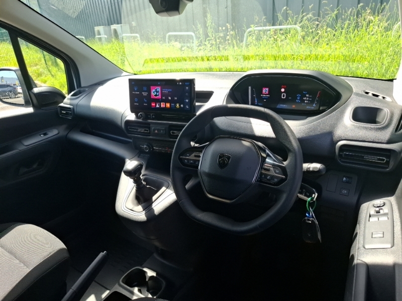 Peugeot Partner 1.5 Bluehdi 100 Professional Van SB24CYZ White #3