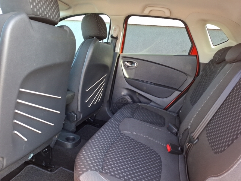 Renault Captur 0.9 Tce 90 Dynamique S Nav SK18ZZY Black #6