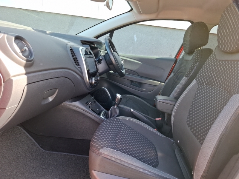 Renault Captur 0.9 Tce 90 Dynamique S Nav SK18ZZY Black #5