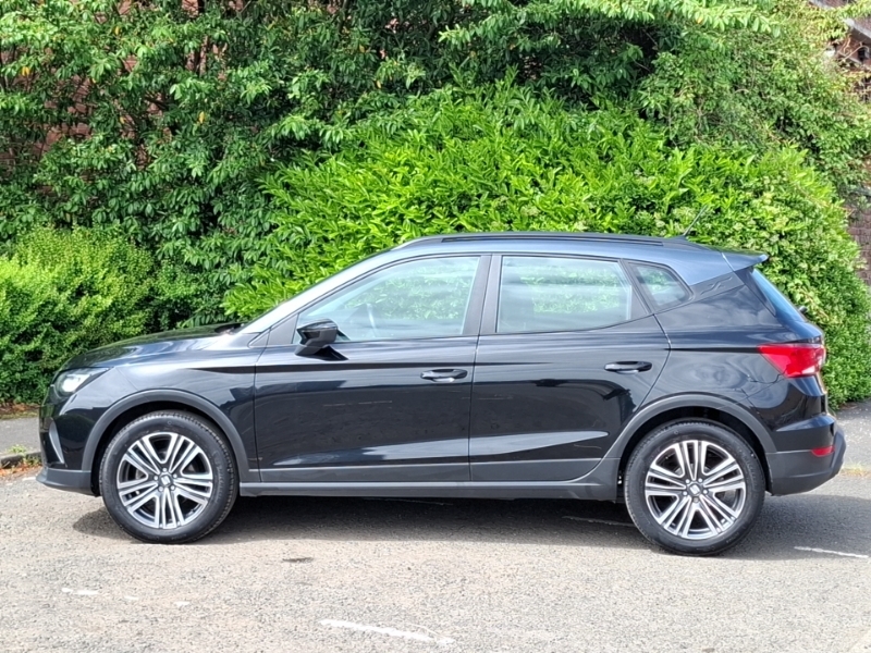 Seat Arona 1.0 Tsi 110 Se Technology Dsg DG22DZL Black #4