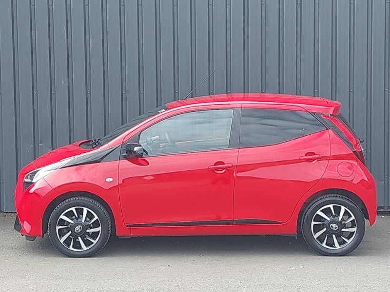 Toyota Aygo 1.0 Vvt-i X-trend Tss X-shift SC21ZPE Red #4