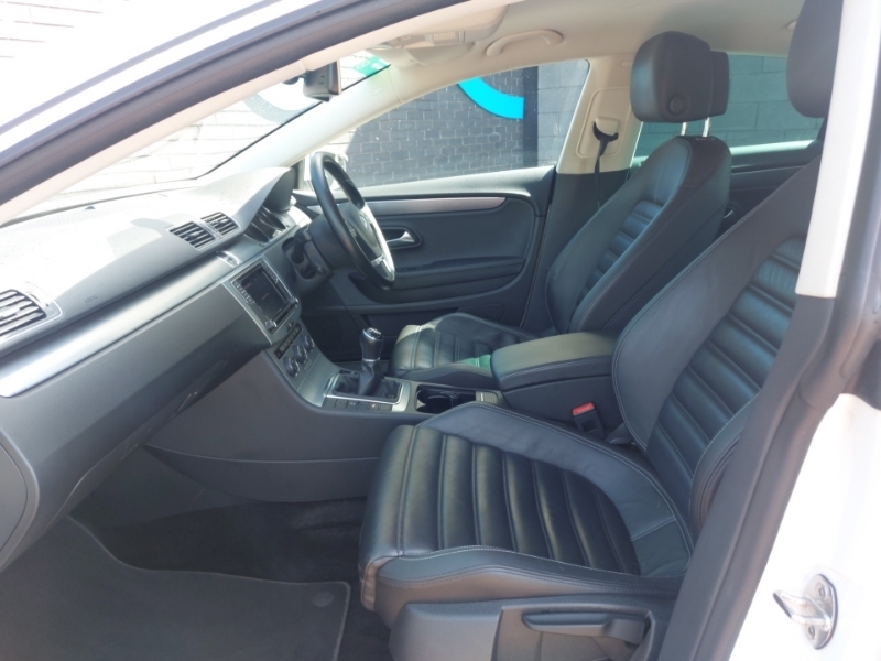 Volkswagen CC 2.0 Tdi 150 Bluemotion Tech Gt White #5