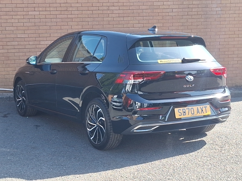 Volkswagen Golf 1.5 Tsi Style SB70AXT Black #2