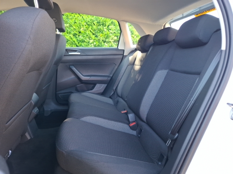 Volkswagen Polo 1.0 Life SW73KPZ White #6