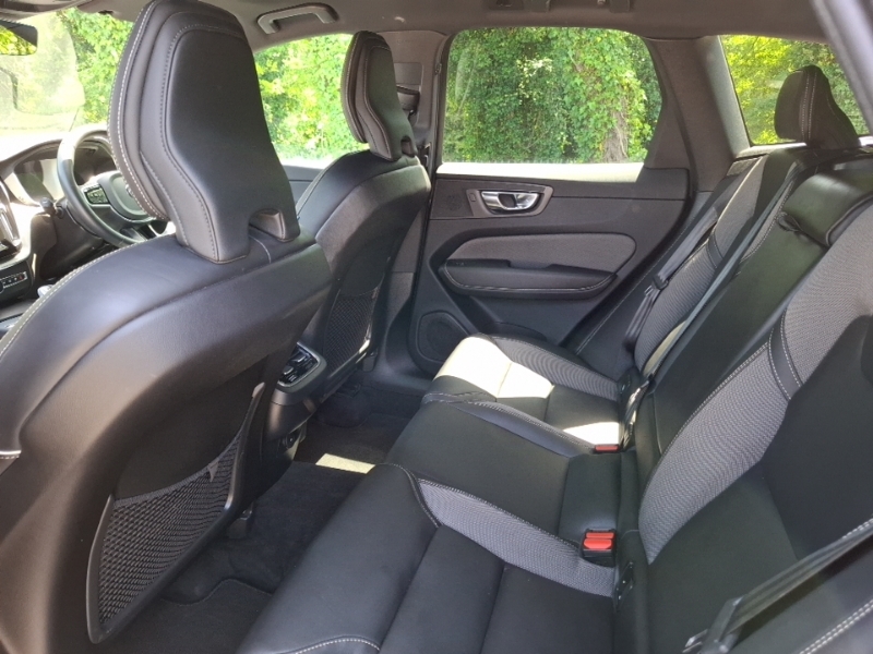 Volvo XC60 2.0 B5p Plus Dark Awd Geartronic SL74GWU Grey #6
