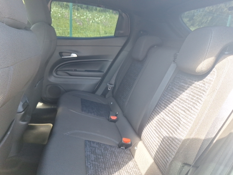 Alfa Romeo Junior 1.2 Turbo Ibrida SB25ZKC Beige #6