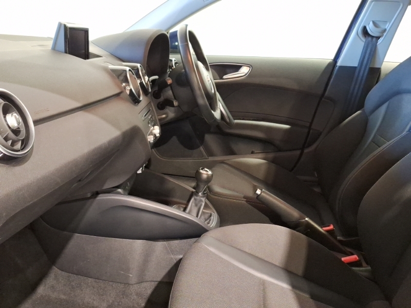 Audi A1 1.0 Tfsi Sport KS15RXX Blue #5
