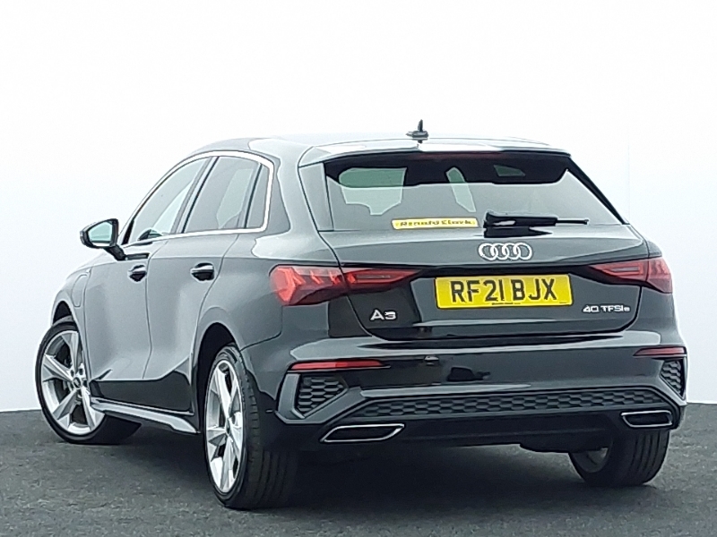 Audi A3 40 Tfsi E S Line S Tronic RF21BJX Black #2