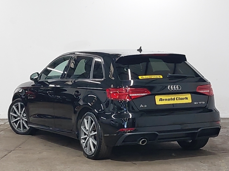 Audi A3 30 Tfsi 116 Black Edition Black #2