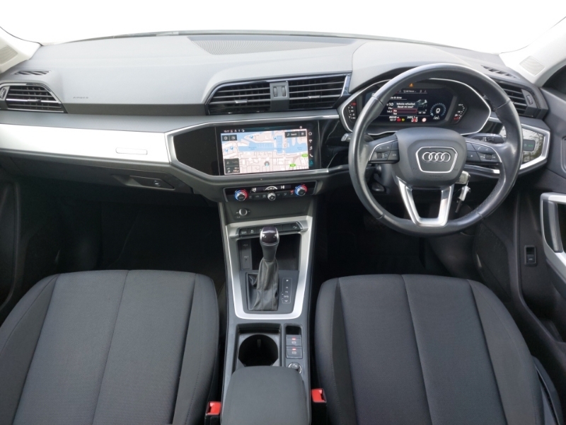 Audi Q3 35 Tdi Technik S Tronic SA22FDG White #3
