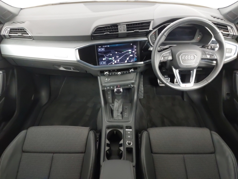 Audi Q3 35 Tfsi S Line S Tronic YV23XFU White #3
