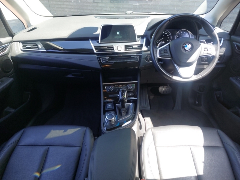 BMW 2 Series 220I Luxury Dct Silver #3