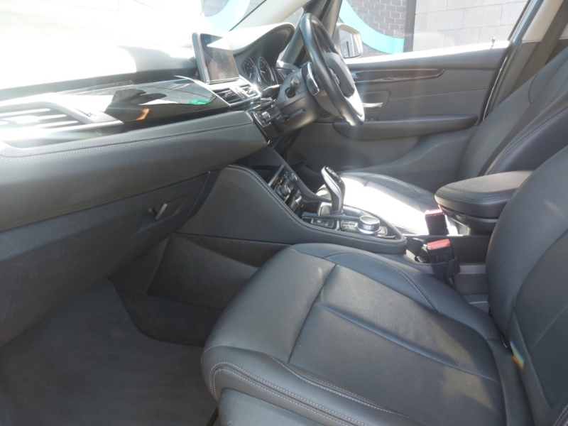 BMW 2 Series 220I Luxury Dct Silver #5