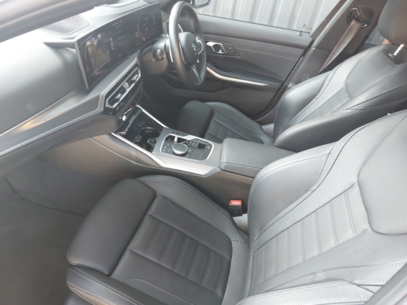 BMW 3 Series Saloon YE24VSP White #5