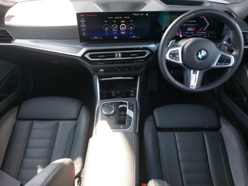BMW 3 Series Saloon YE24VSP White #3