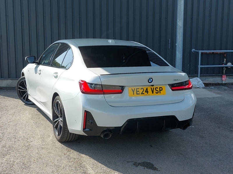 BMW 3 Series Saloon YE24VSP White #2