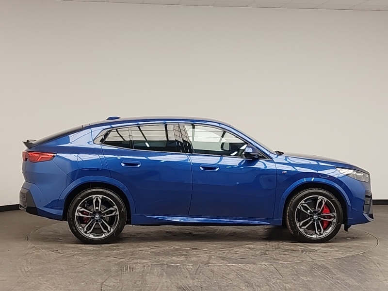 BMW iX2 150Kw Edrive20 Shadow Edition 65Kwh SC75KXN Blue #3