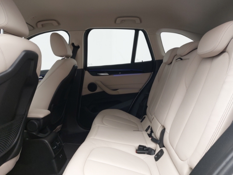 BMW X1 Sdrive 18I Xline Silver #6