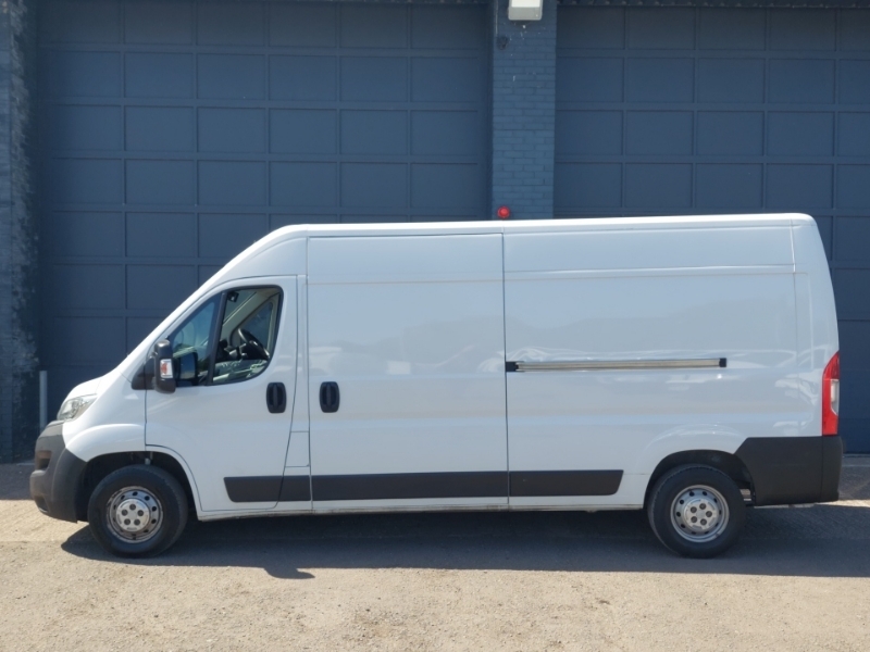 Citroen Relay 2.2 Bluehdi H2 Van 140Ps Enterprise Edition SX23CVG White #4