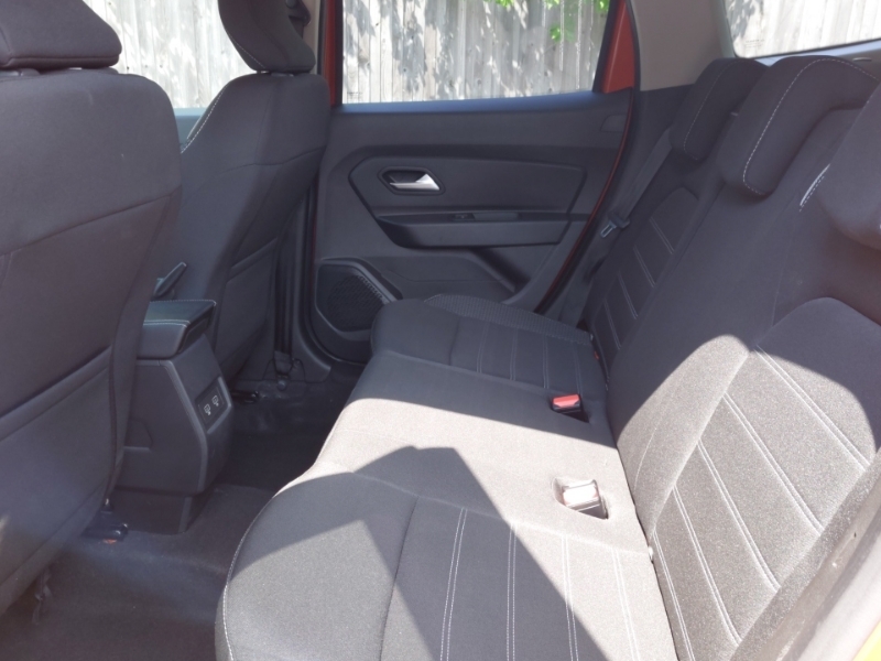 Dacia Duster 1.0 Tce 100 Bi-fuel Prestige SG72YHY Orange #6