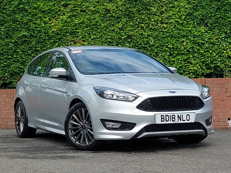 Ford Focus 1.0 Ecoboost 140 St-line Navigation Silver