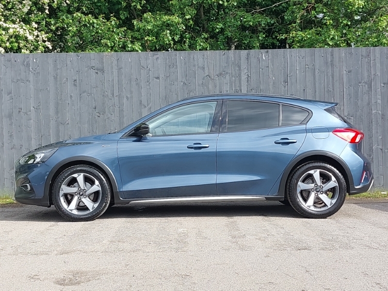 Ford Focus 1.0 Ecoboost Hybrid Mhev 125 Active Edition CN21RWJ Blue #4
